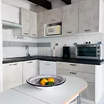 Le Petit Paradis