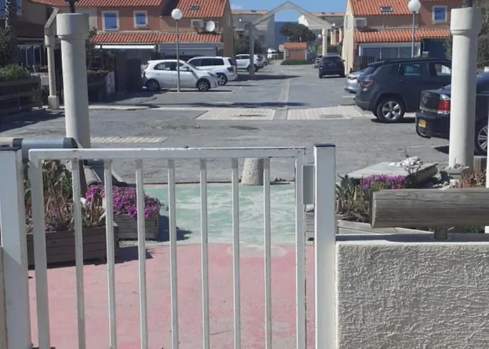 Le Petit Paradis 別荘 フロンティニャン